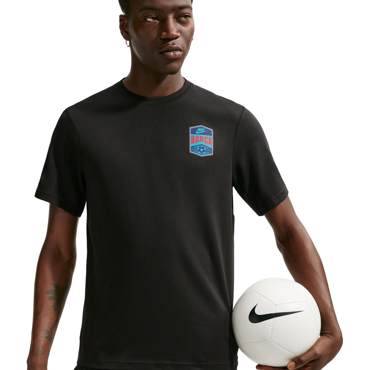camiseta-nike-fc-barcelona-fanswear-2026-2027-black-black-dusty-cactus-university-gold-full-0