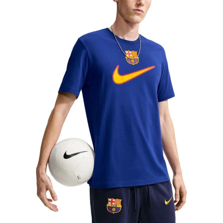 camiseta-nike-fc-barcelona-fanswear-2026-2027-blackened-blue-mineral-yellow-full-sponsor-0