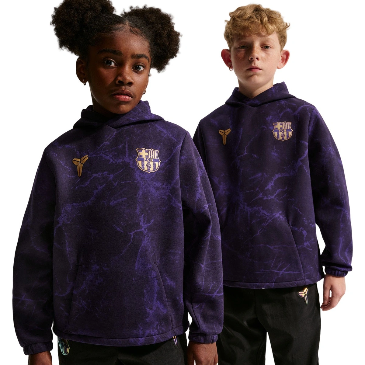 sudadera-nike-fc-barcelona-fanswear-2026-2027-nino-black-field-purple-black-full-sponsor-0
