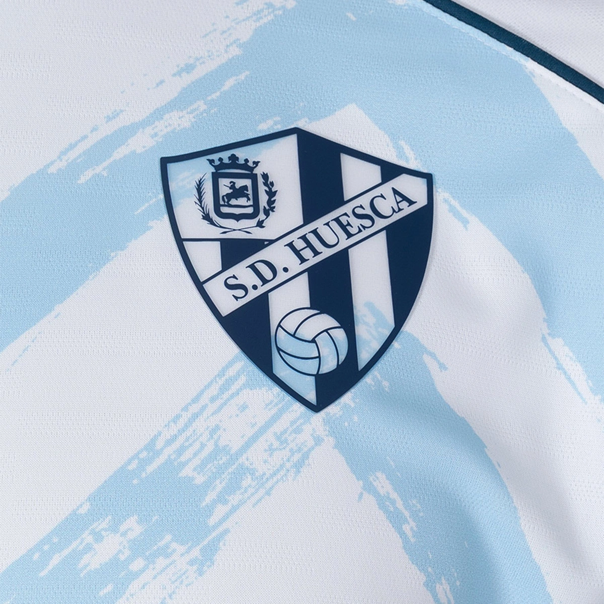camiseta-soka-sd-huesca-tercera-equipacion-nino-2026-2027-white-blue-3