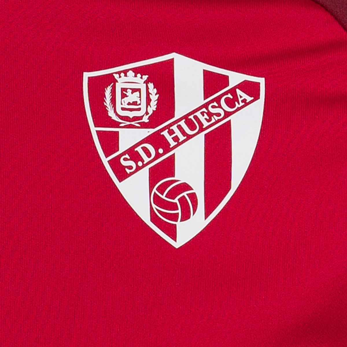 camiseta-soka-sd-huesca-training-nino-2026-2027-devil-red-pure-burgundy-3
