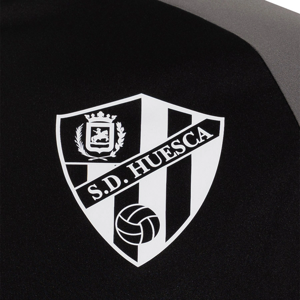 camiseta-soka-sd-huesca-training-2026-2027-negro-3