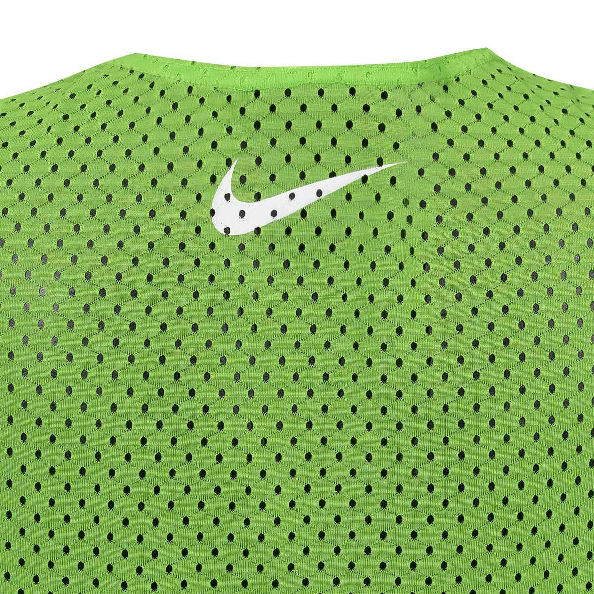 peto-nike-small-logo-crew-verde-4