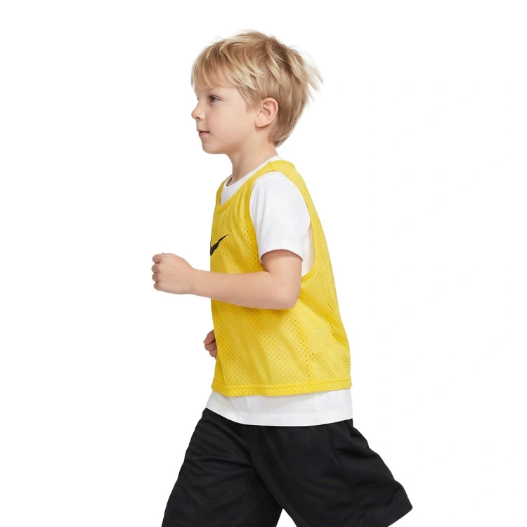 peto-nike-small-logo-crew-amarillo-2