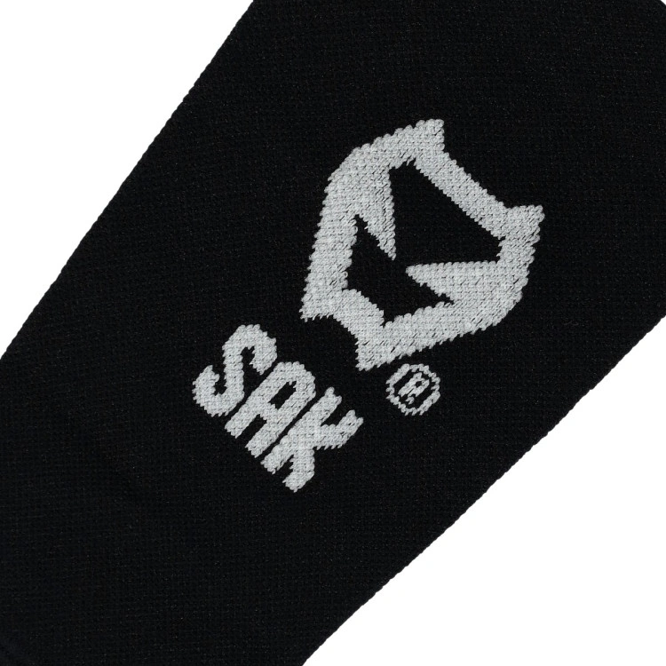 espinillera-sak-shape-negro-4
