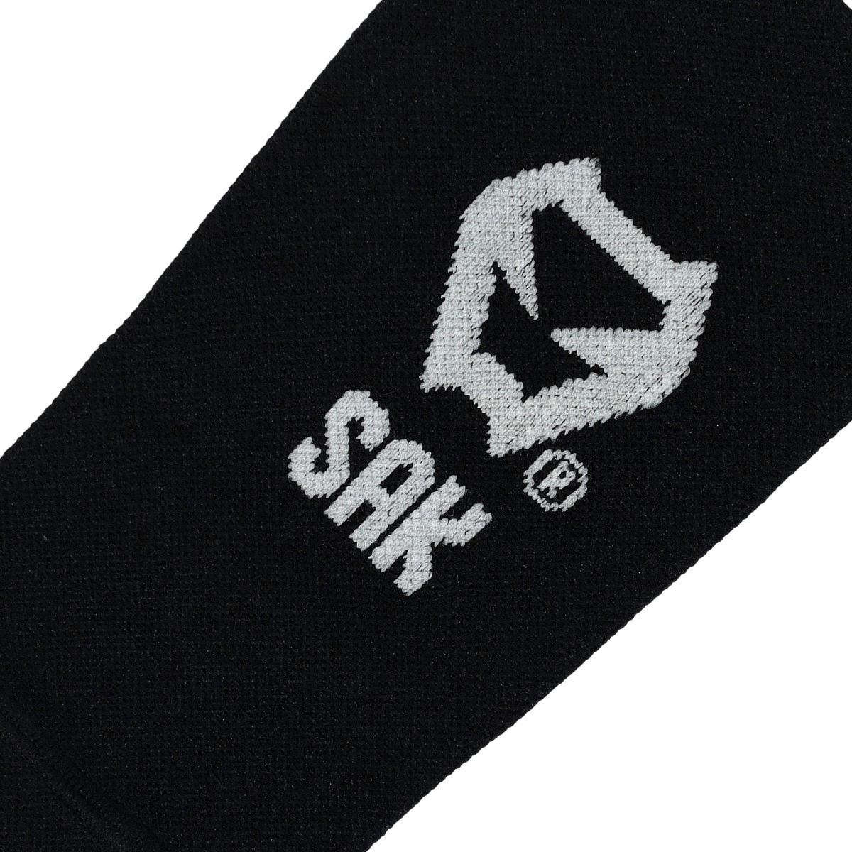 espinillera-sak-shape-negro-4