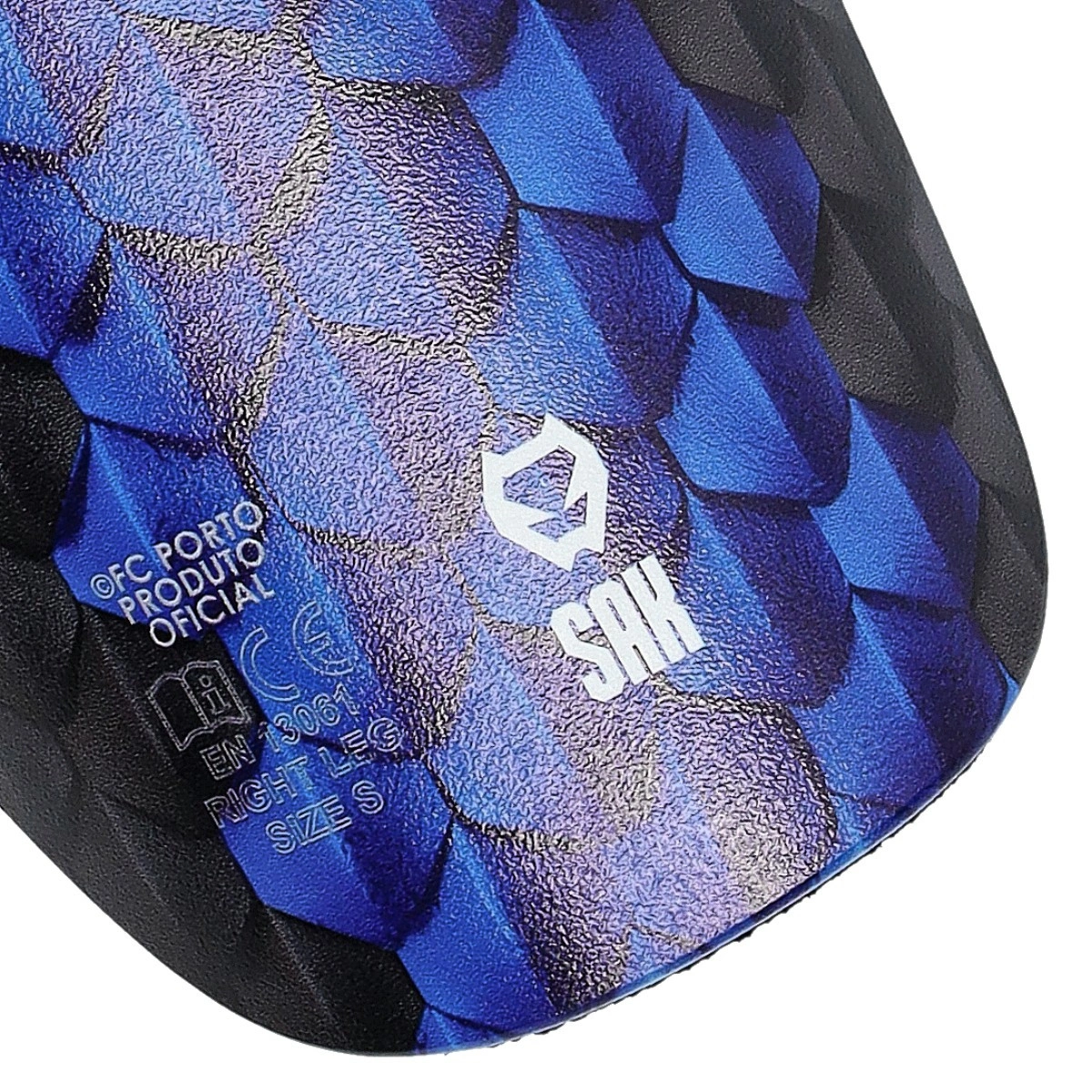 espinillera-sak-shape-fc-porto-negro-2